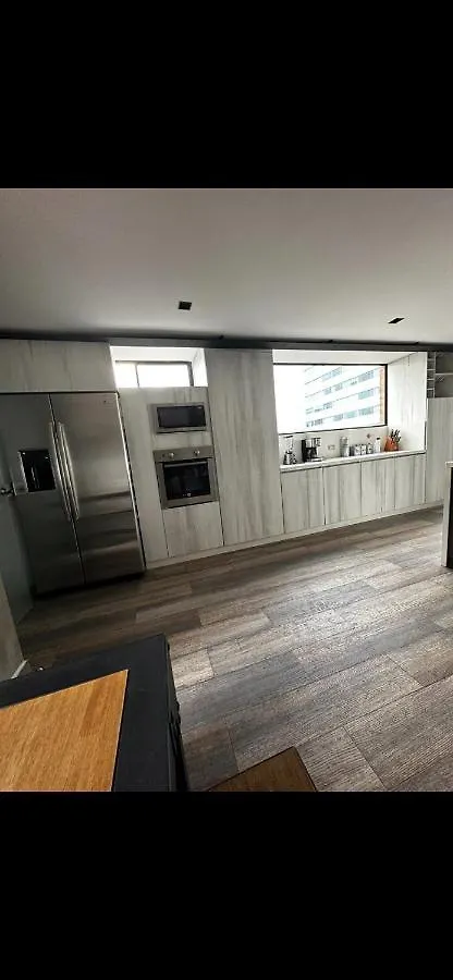 Apartamento Plaza De Castilla Medellín